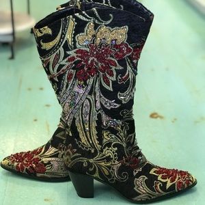 Beaded, black zip up boots w/ metallic embroidery